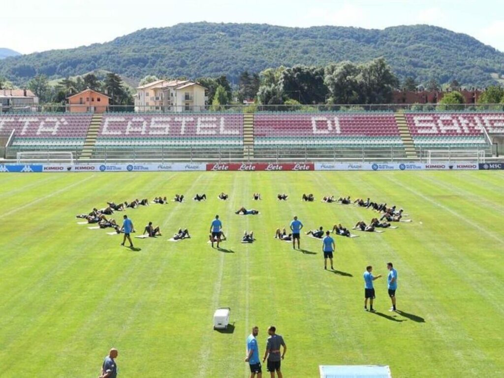 Il Napoli durante il ritiro estivo a Castel di Sangro